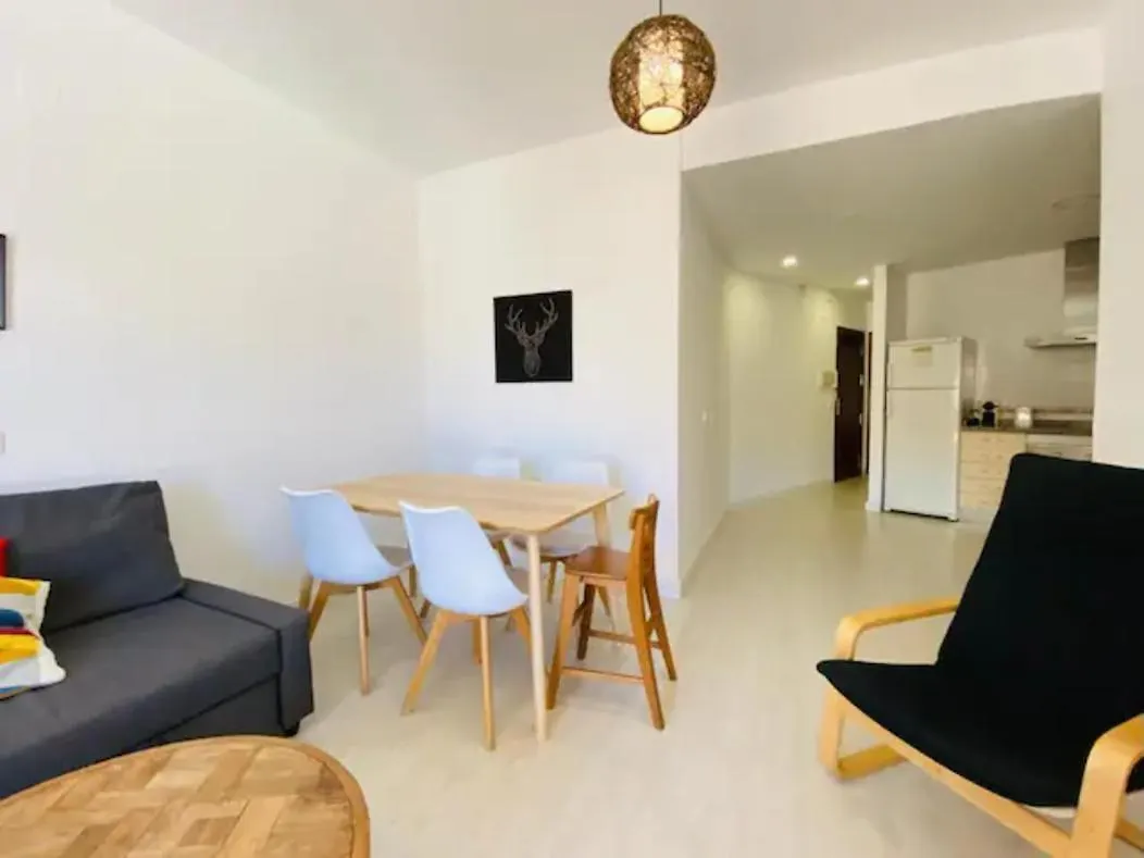 DOS ACERAS - Precioso Apartamento en el Centro Histórico de Málaga