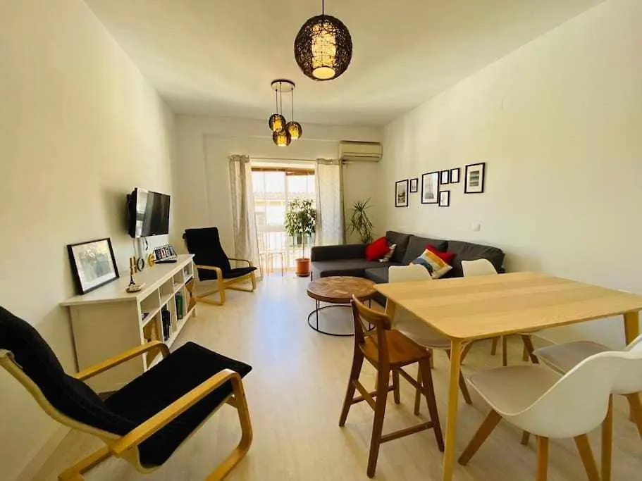 DOS ACERAS - Precioso Apartamento en el Centro Histórico de Málaga
